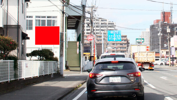 三島市玉川 三島静浦港線沿い 三島玉川交差点南側看板