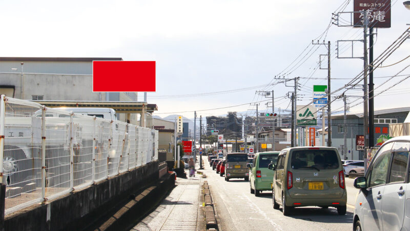旧246号沿い、長泉町下土狩付近（南向き）